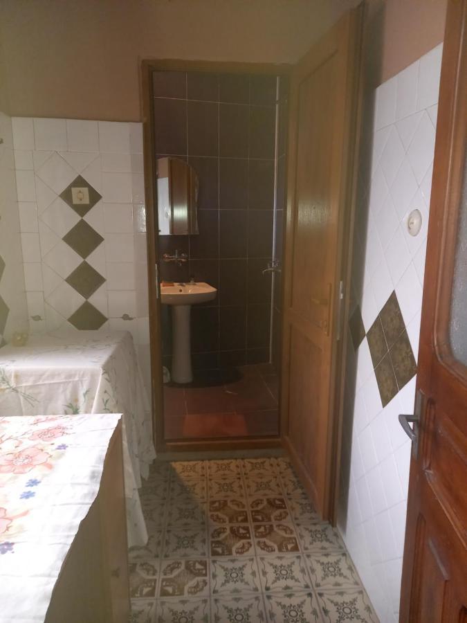 Guest House Roma Кутаиси Екстериор снимка